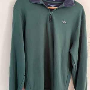 Men’s vineyard vines half zip sweater